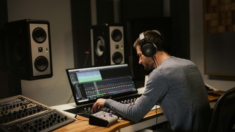 DT 900 PRO X Studio