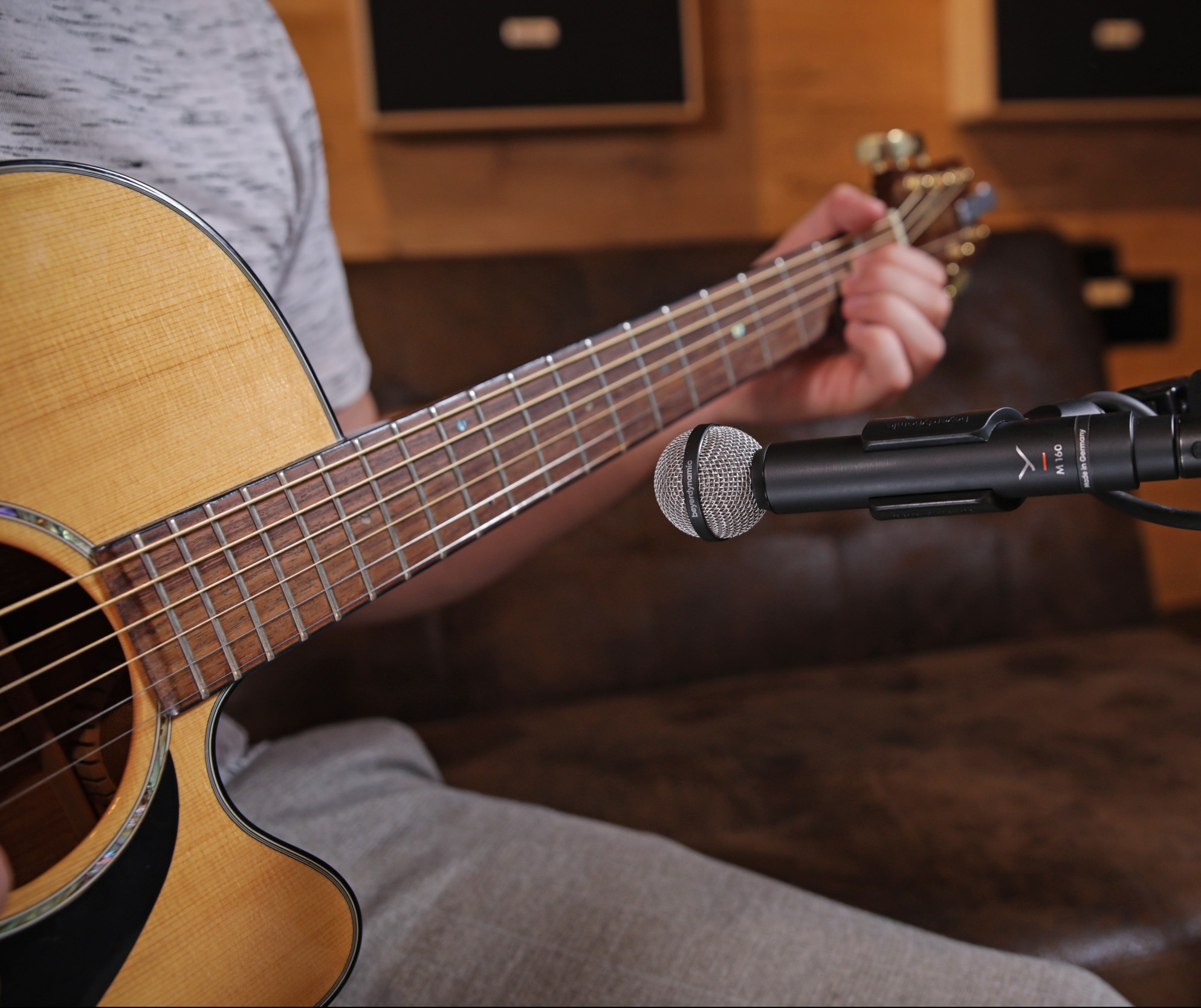 M 160 Akustik Gitarre